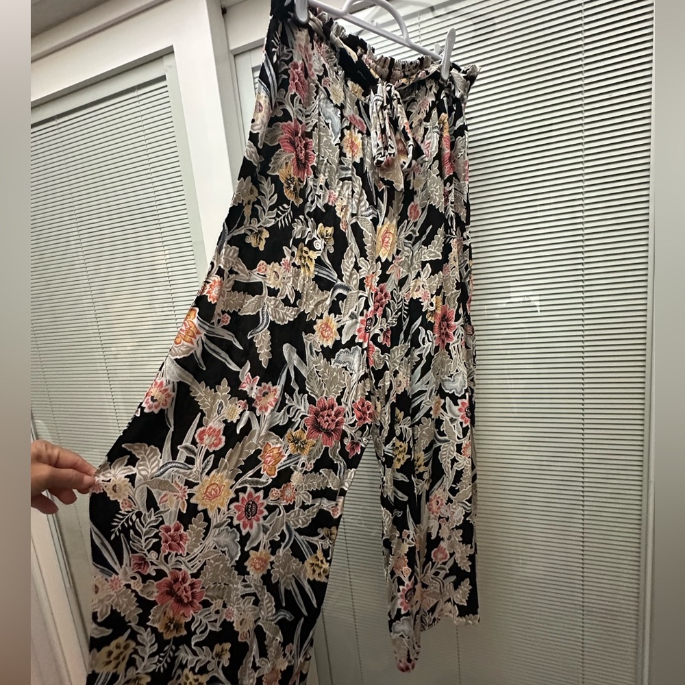 C&C California Black Floral Wide Leg Pants